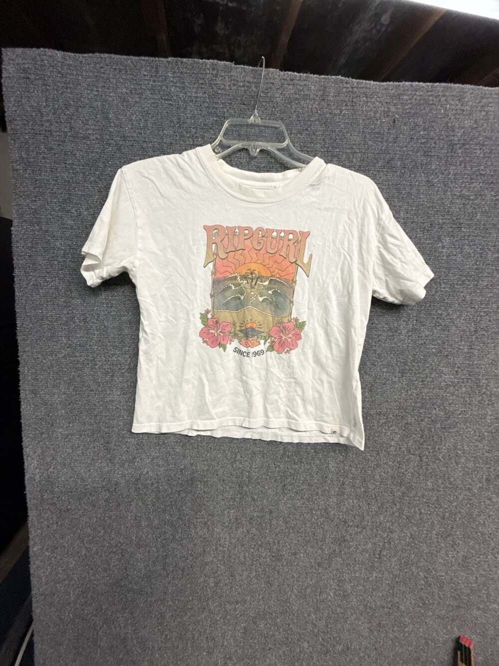 Rip Curl Graphic T-Shirt Size 14/L